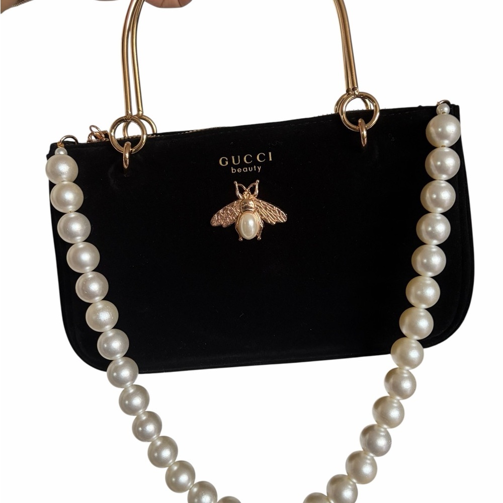 Gucci Beauty Black Velvet Shoulder Bag Pearl Chain Strap w/ Box – GWP